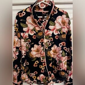 Room Service Floral Pajama Top and bottoms. Sz. Large soft and cuddly